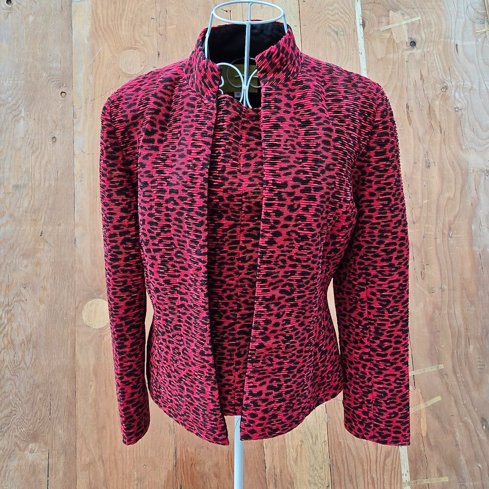 Flores & Flores black & red jacket and sleeveless top.